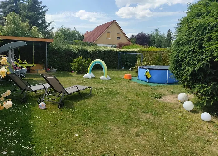 Bungalow Mit Eigenem Garten Und Terrasse